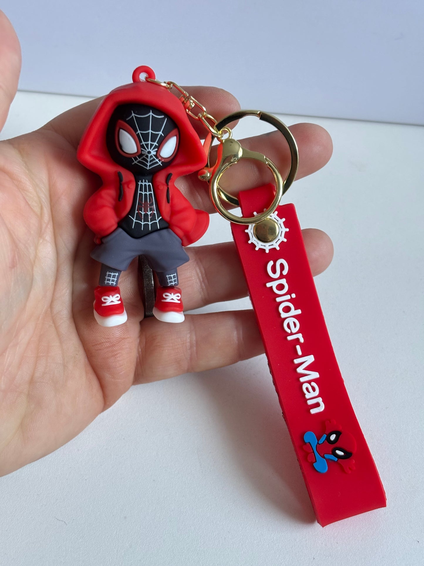 Spider-Man Keychain - Spider-/ Hooded Mask Replica with Iconic Logo & Web Pattern